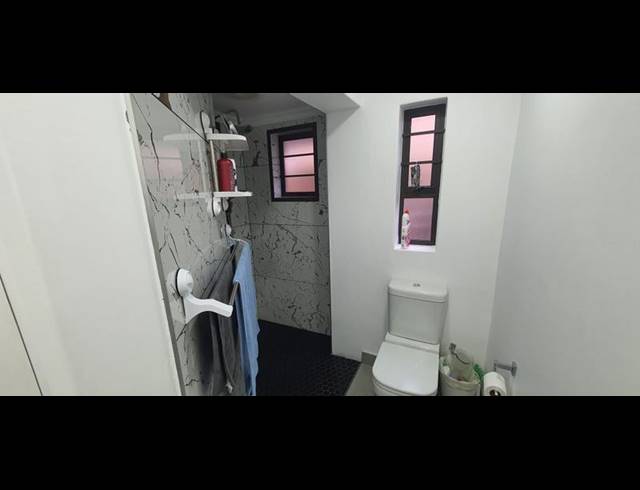 4 BEDROOM HOUSE FOR SALE IN WAVECREST